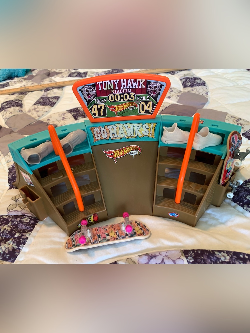 Hot Wheels Tony Hawk Skate Stadium Playset - Teal and Orange